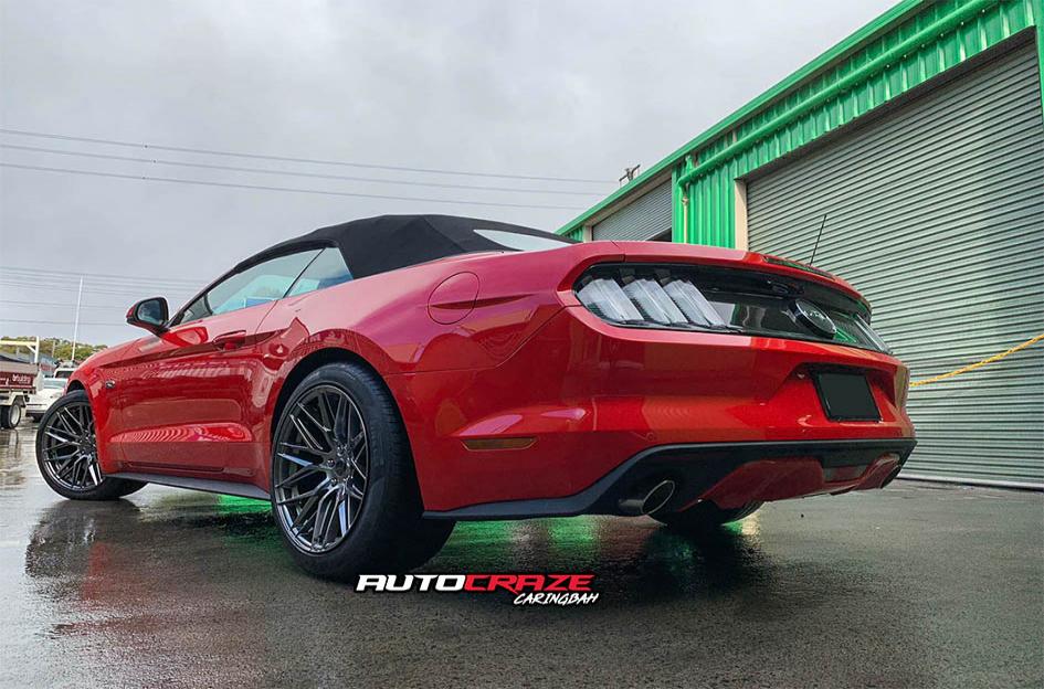 FORD MUSTANG HOCKENHEIM HYPER BLACK